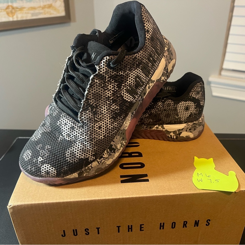 NOBULL Trainers floral print